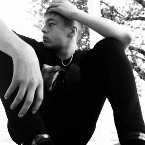 Meet your Posher, Cameron